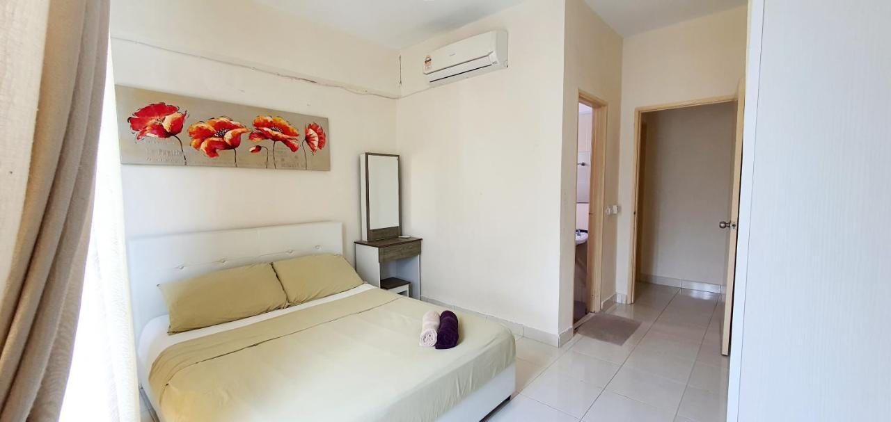 Leezahomestay Bayan Lepas Bagian luar foto