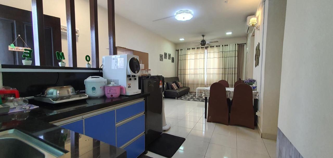Leezahomestay Bayan Lepas Bagian luar foto